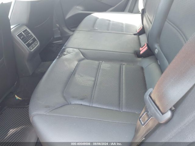 1VWBA7A32JC005513 Volkswagen Passat 2.0t Se