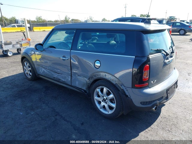 2009 MINI COOPER S CLUBMAN WMWMM33569TP73496 Photo 2