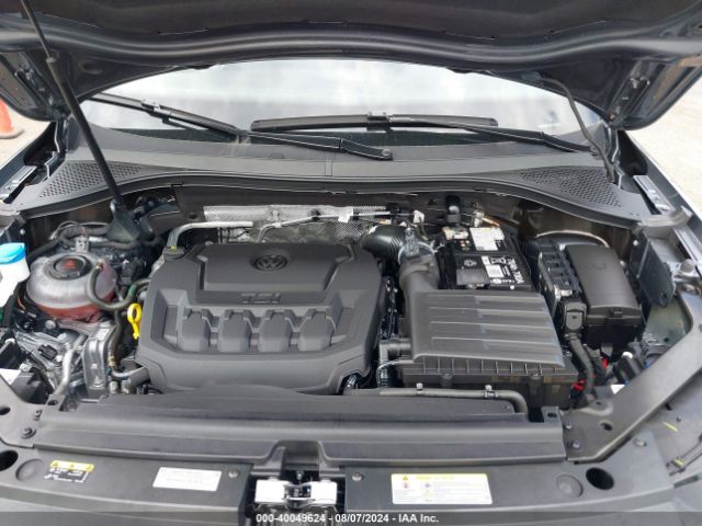 3VVCB7AX5RM003693 Volkswagen Tiguan 2.0t Se R-line Black