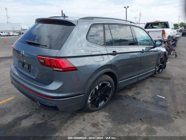 3VVCB7AX5RM003693 Volkswagen Tiguan 2.0t Se R-line Black