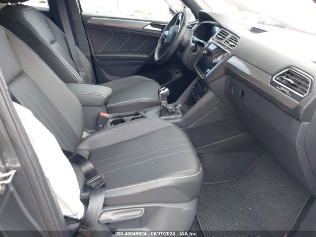 3VVCB7AX5RM003693 Volkswagen Tiguan 2.0t Se R-line Black