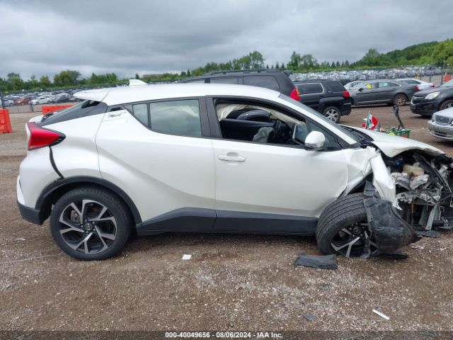 JTNKHMBX4K1017377 Toyota C-HR XLE