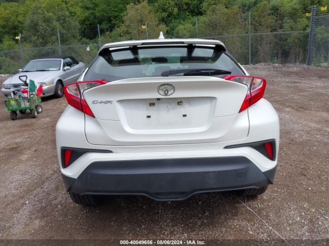 JTNKHMBX4K1017377 Toyota C-HR XLE
