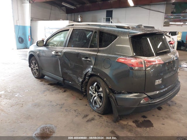 Toyota RAV4 LE 2018 JTMBFREV2JJ180299 Image 3