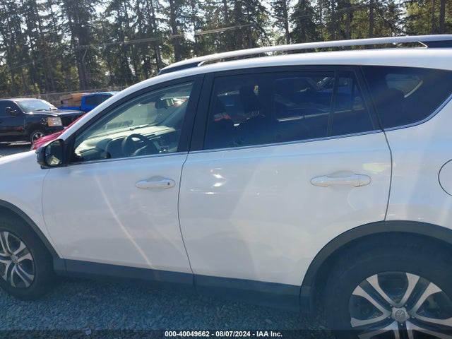 Toyota RAV4 LE 2017 JTMBFREV8HJ112325 Image 15
