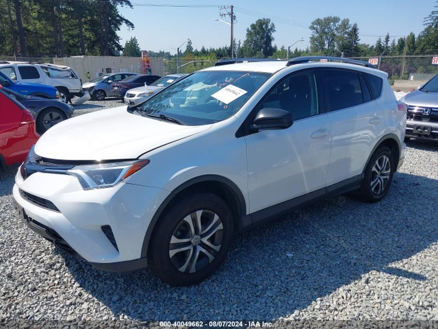Toyota RAV4 LE 2017 JTMBFREV8HJ112325 Image 2