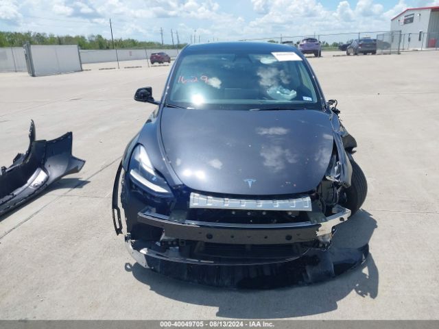 7SAYGDED1RF052031 Tesla Model Y