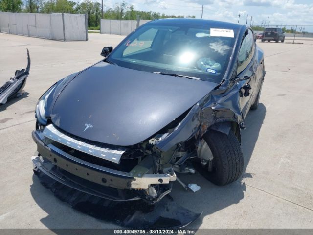 7SAYGDED1RF052031 Tesla Model Y