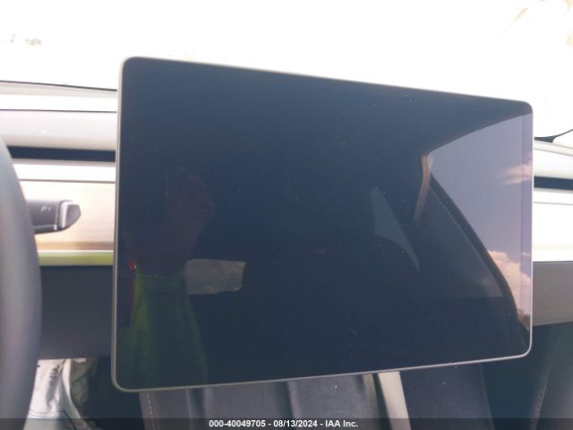 7SAYGDED1RF052031 Tesla Model Y