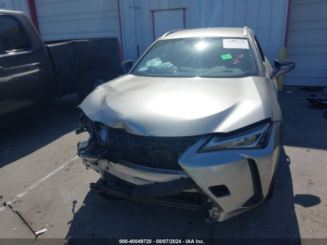 JTHY3JBH8K2007853 Lexus UX 200