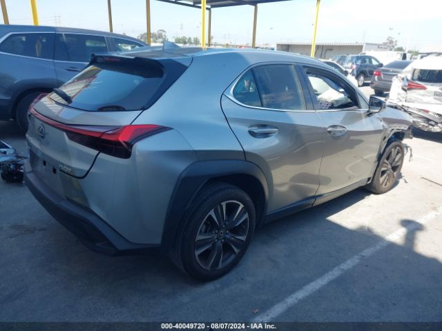 JTHY3JBH8K2007853 Lexus UX 200
