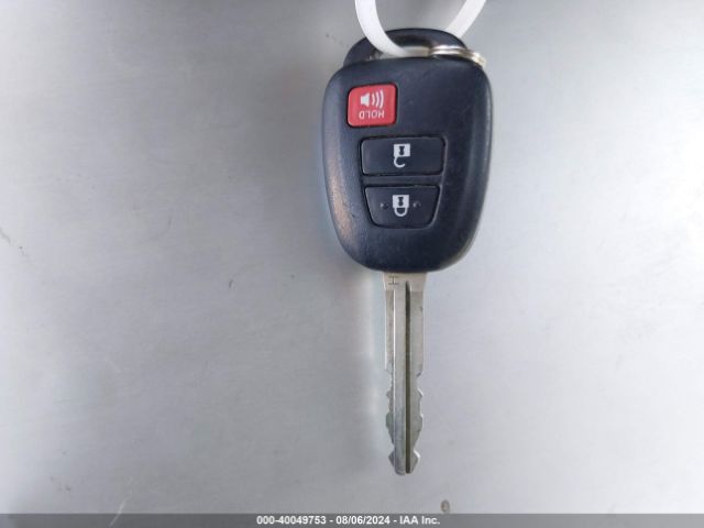 JTDKDTB3XF1099869 Toyota Prius C Two