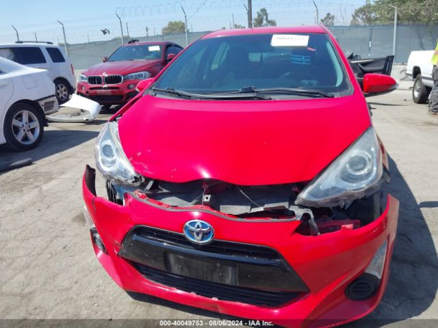 JTDKDTB3XF1099869 Toyota Prius C Two
