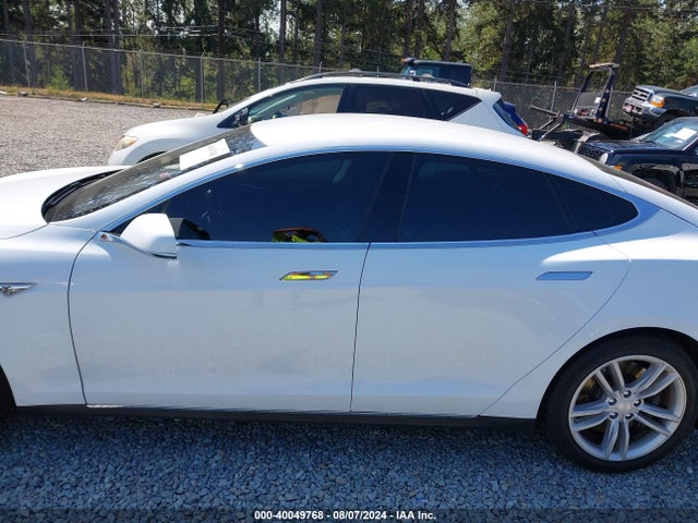 Tesla Model S 60/70/85 2015 5YJSA1S11FF099083 Image 15