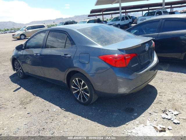 Toyota COROLLA SE 2017 5YFBURHE6HP605854 Image 3