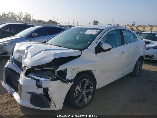 Chevrolet Sonic Premier Auto 2018 1G1JF5SB1J4130239 Image 2