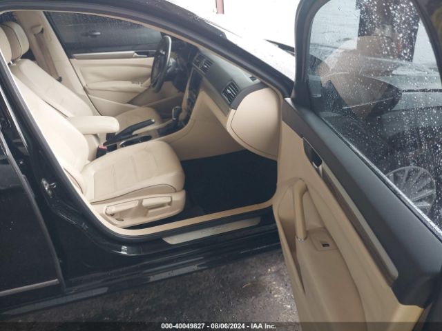 1VWBS7A38GC068265 Volkswagen Passat 1.8t Se