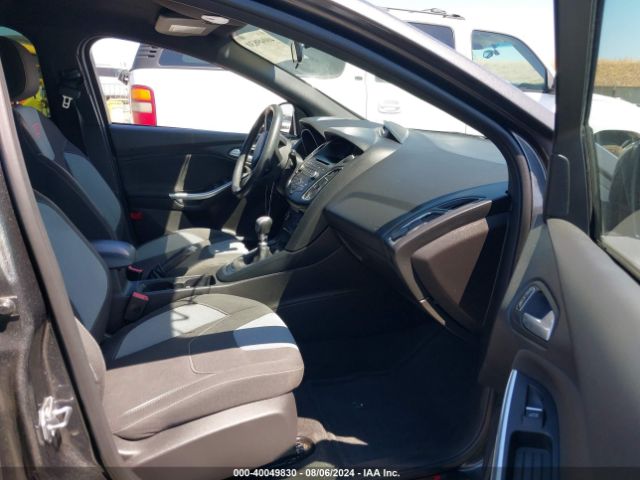1FADP3L9XHL284794 Ford FOCUS ST
