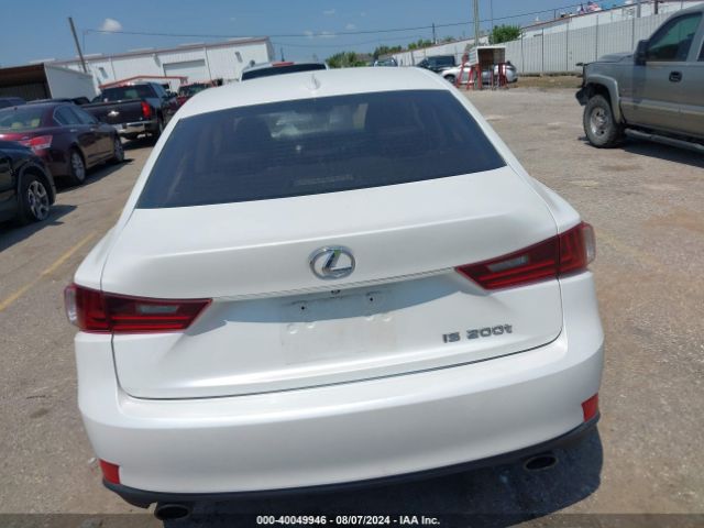 JTHBA1D2XG5017472 Lexus IS 200T