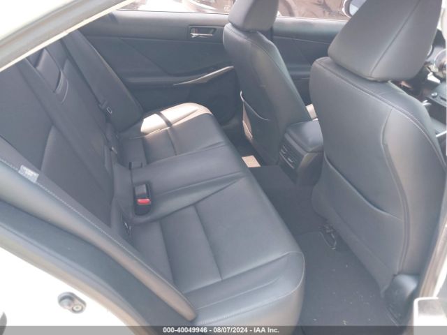JTHBA1D2XG5017472 Lexus IS 200T