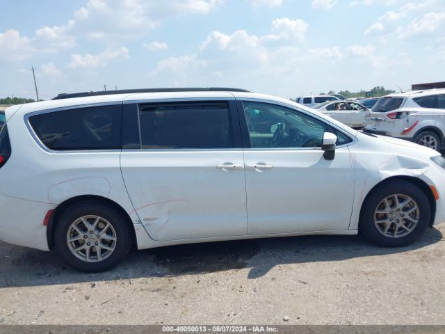2C4RC1DGXMR537708 Chrysler Voyager Lxi