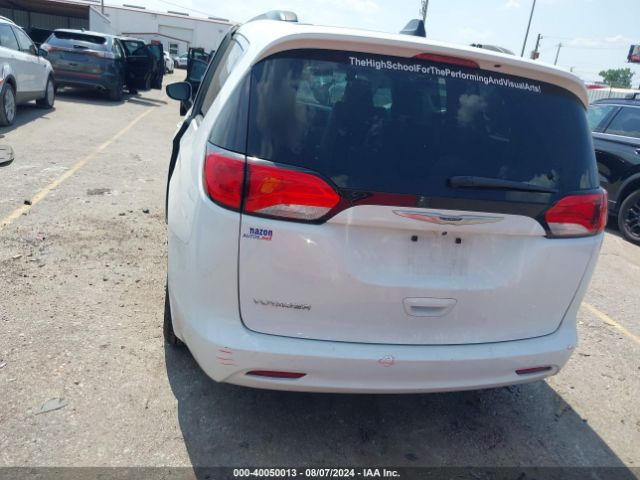 2C4RC1DGXMR537708 Chrysler Voyager Lxi