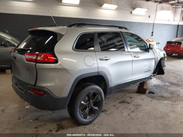 1C4PJMCB5FW764464 Jeep Cherokee Latitude Altitude