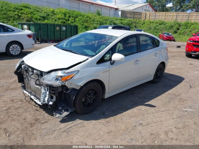 JTDKN3DU4F0413573 Toyota Prius Four