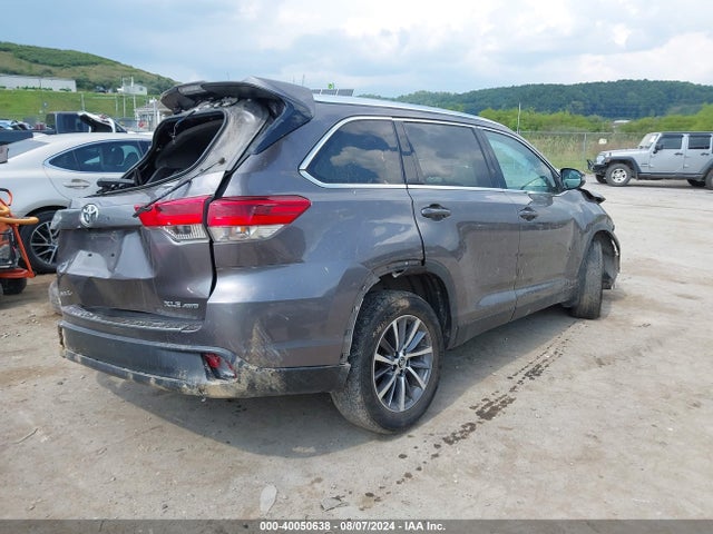 Toyota Highlander Xle 2019 5TDJZRFH9KS625511 Image 4