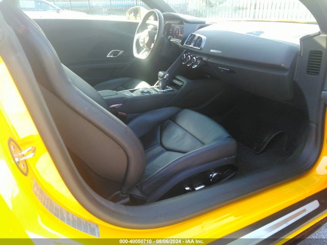 2023 AUDI R8 WUACEAFX7P7901167 Photo 7