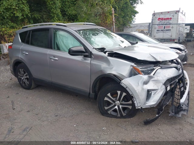 Toyota RAV4 LE 2016 2T3BFREV1GW413373 Image 1