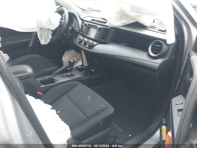 Toyota RAV4 LE 2016 2T3BFREV1GW413373 Image 5