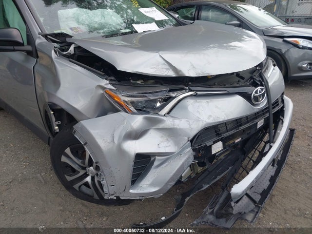Toyota RAV4 LE 2016 2T3BFREV1GW413373 Image 6