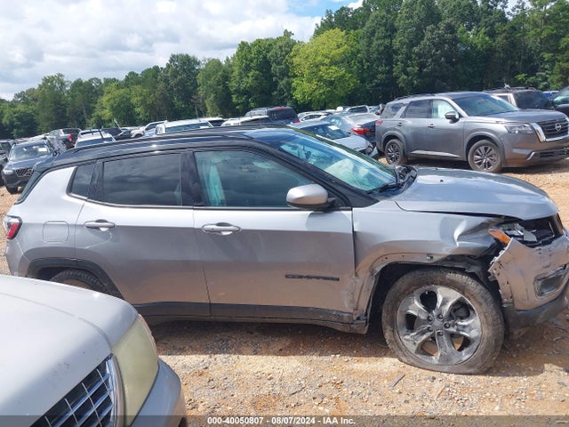 3C4NJCBB1MT539111 Jeep Compass Altitude Fwd