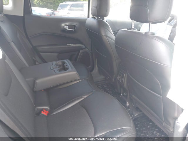 3C4NJCBB1MT539111 Jeep Compass Altitude Fwd