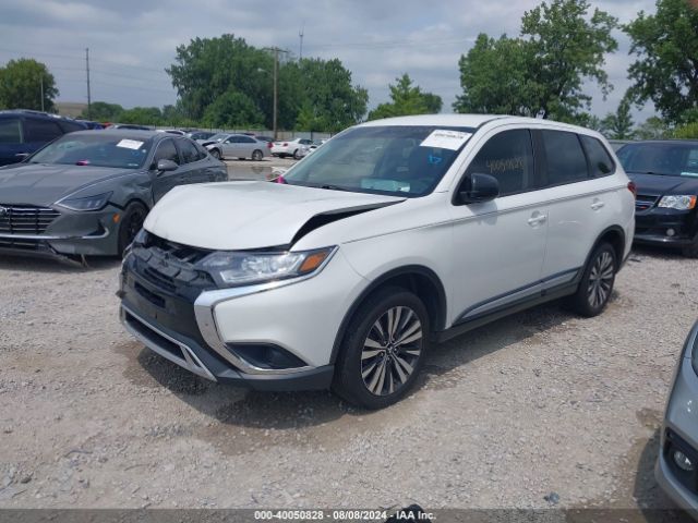 JA4AZ3A3XKZ005817 Mitsubishi Outlander Es