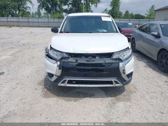JA4AZ3A3XKZ005817 Mitsubishi Outlander Es