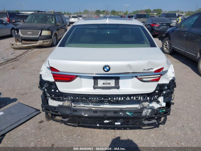 WBA7E2C55JG743083 BMW 740I