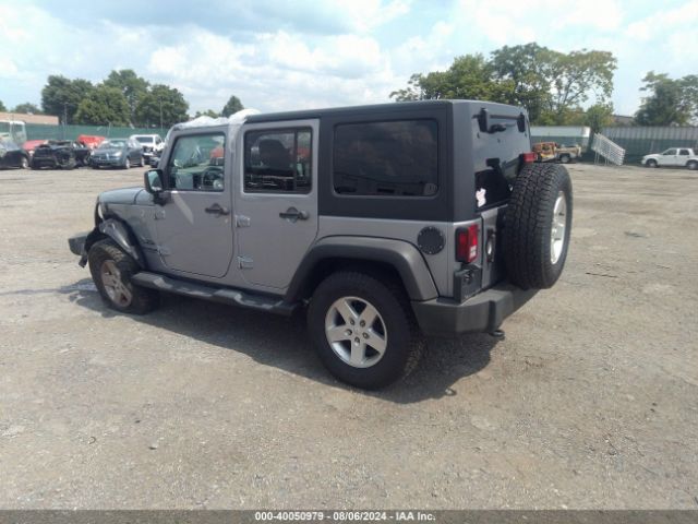 1C4BJWDG8GL158448 Jeep Wrangler Unlimited Sport