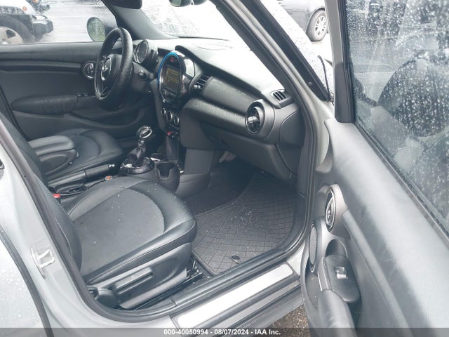 2016 MINI HARDTOP WMWXU1C56G2D08336 Photo 4