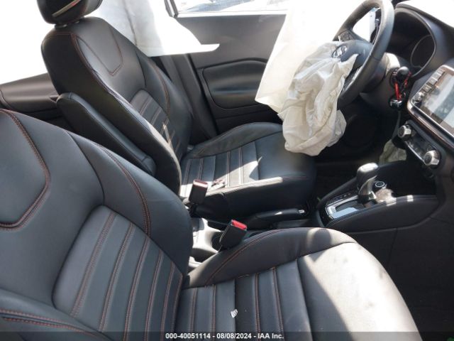 3N1CP5CU9KL561486 Nissan KICKS SR