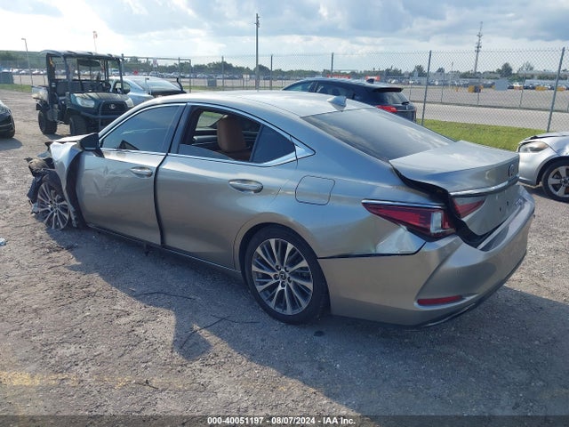 58ADZ1B18MU103950 Lexus ES 350