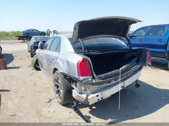 2C3CCABG3JH214230 Chrysler 300 300s