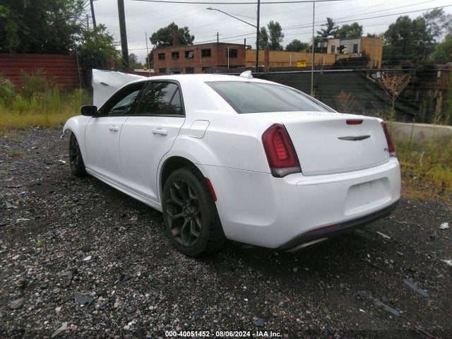 2C3CCABGXGH269265 Chrysler 300 300s Alloy Edition