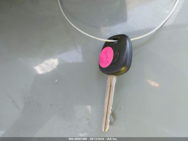 2T1BURHE5JC976106 Toyota COROLLA L