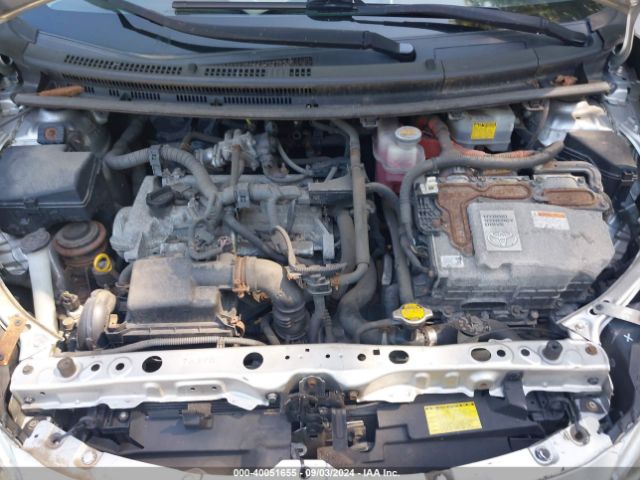 JTDKDTB38F1577836 Toyota Prius C Two
