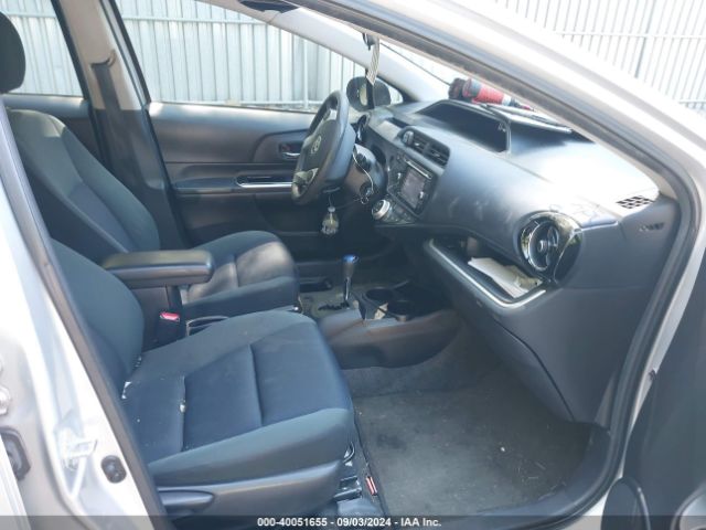 JTDKDTB38F1577836 Toyota Prius C Two