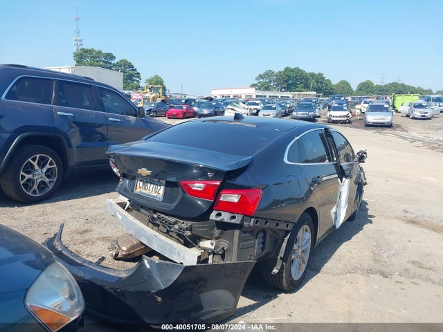 Chevrolet MALIBU LT 2018 1G1ZD5ST2JF167760 Image 4