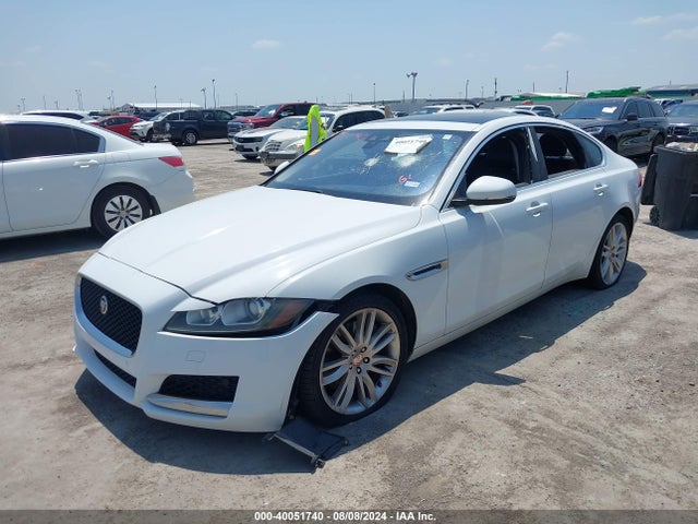 2016 JAGUAR XF SAJBE4BV4GCY16195 Photo 5