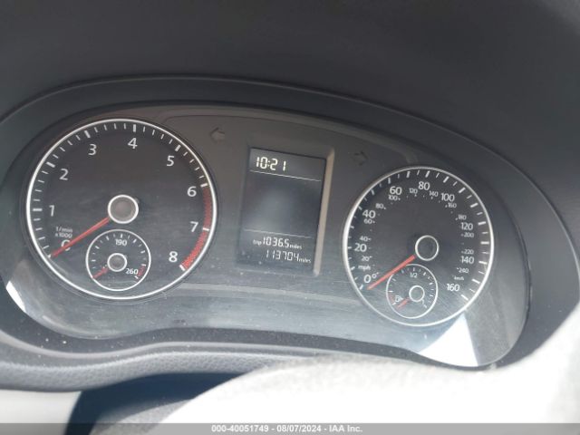 1VWAT7A35FC075696 Volkswagen Passat 1.8t Limited Edition